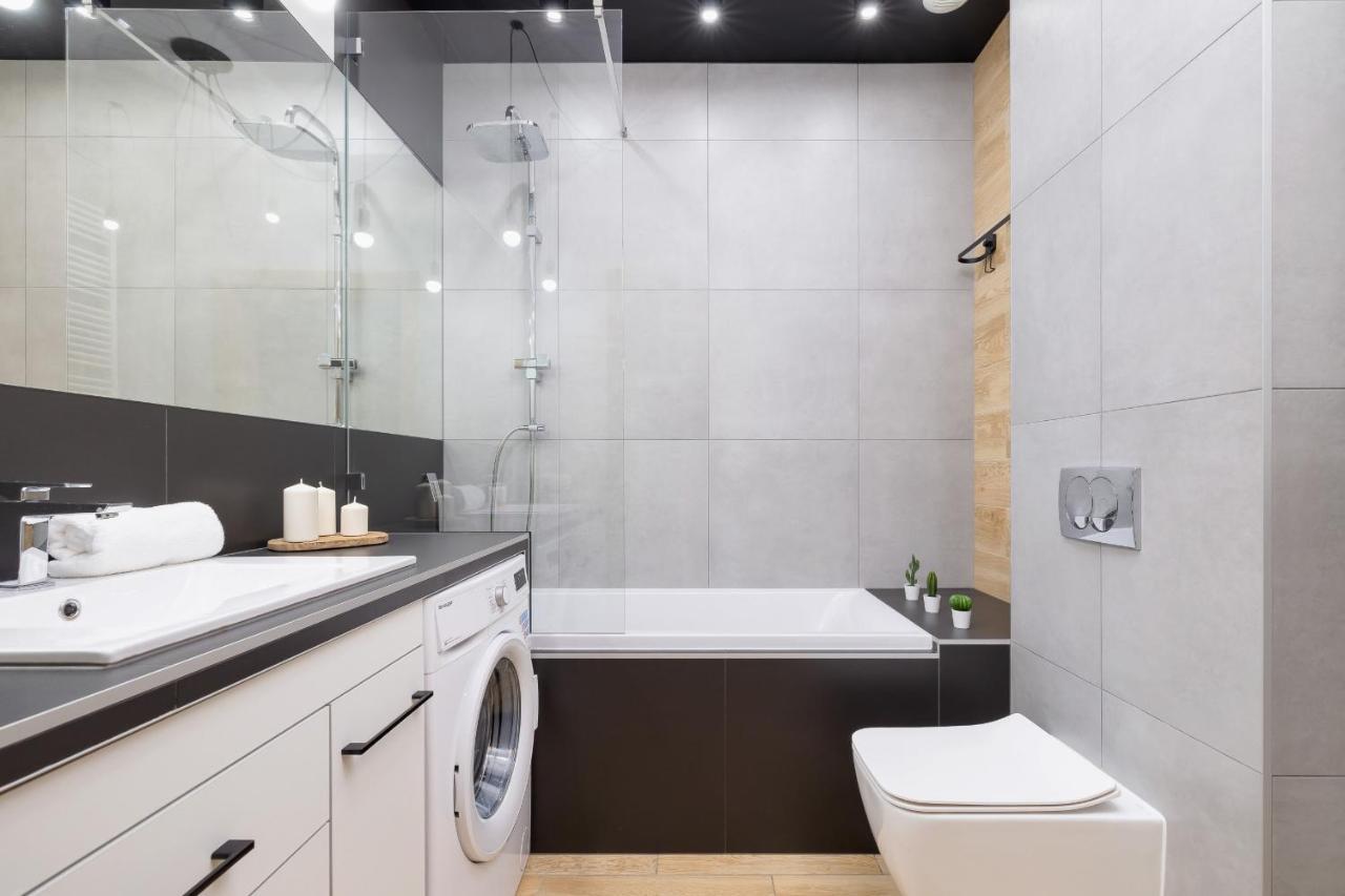 Krakow Studio With Parking & Terrace Near Zalew Bagry By Renters Prestige Exterior photo